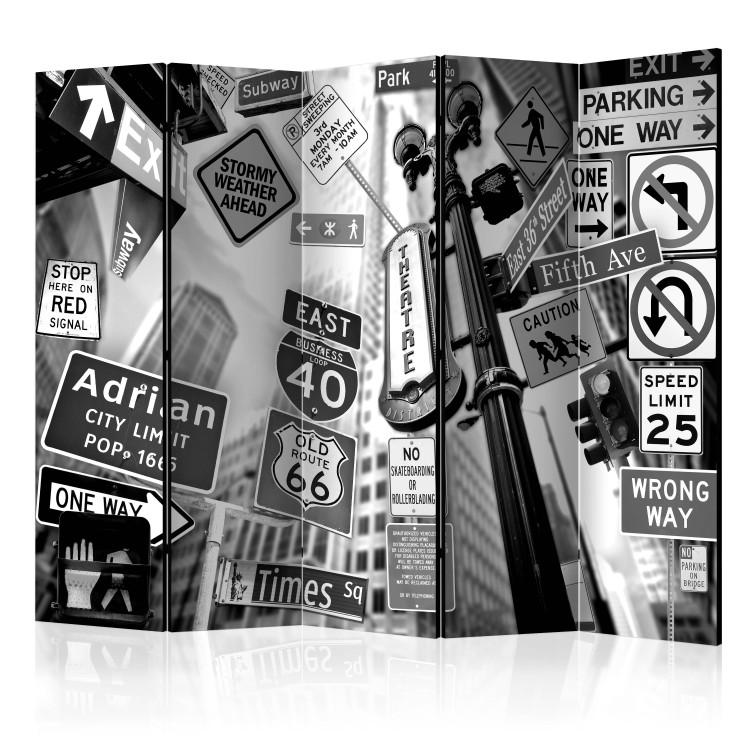 Room Divider Roads to Manhattan II (5-piece) - road signs in black and white