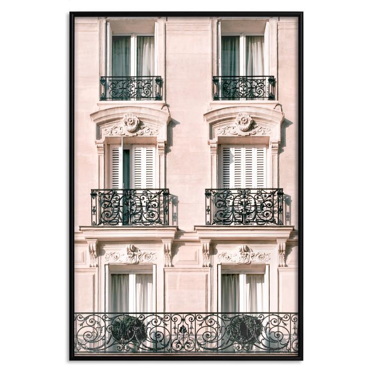Poster Sunny Facade - building architecture with patterned window frames