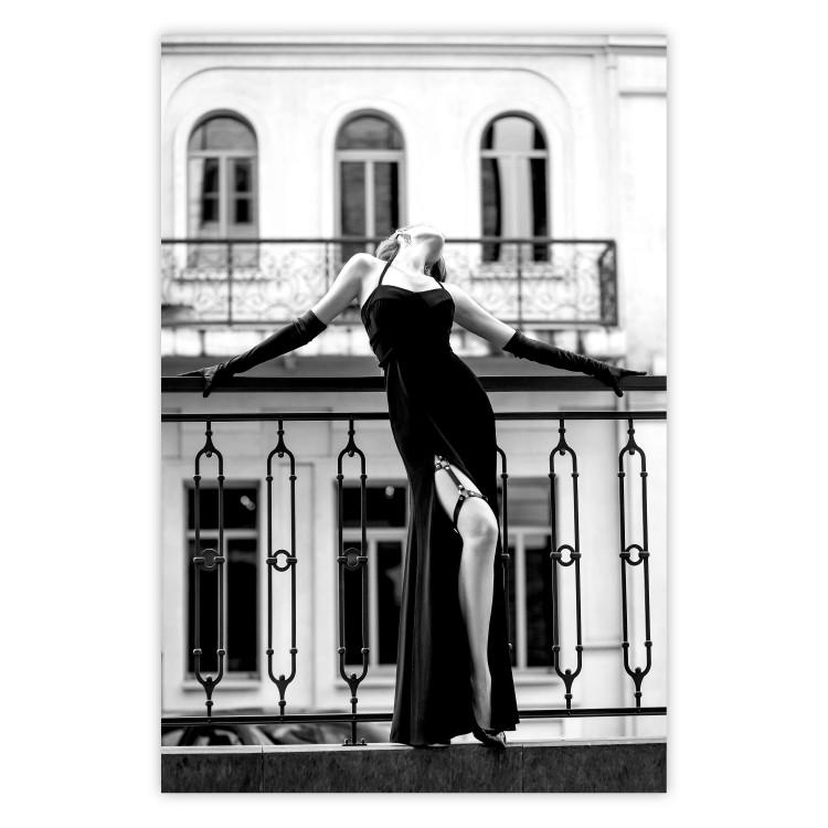 Poster Dance in Paris - black and white photograph of a woman against architectural backdrop