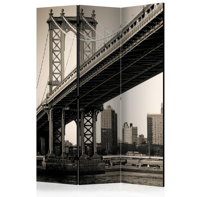 Room Divider Manhattan Bridge, New York - bridge architecture in light sepia hue
