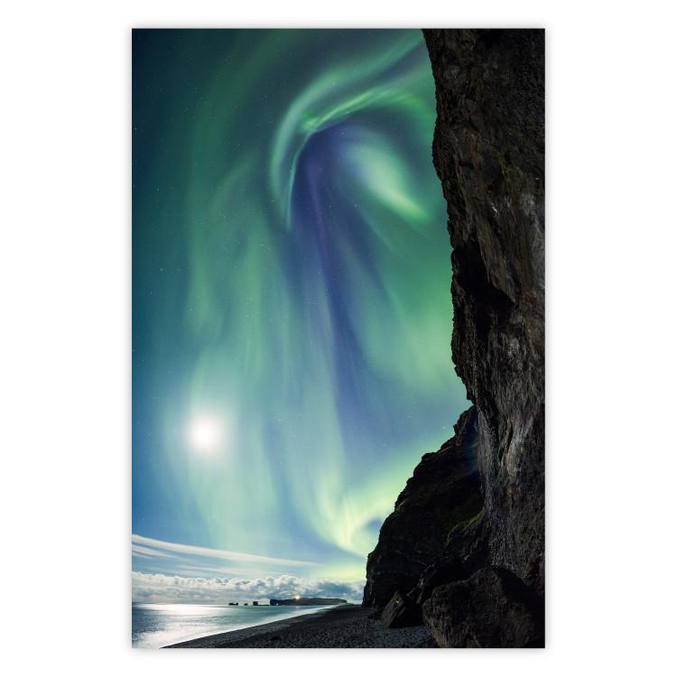 Poster Wonder of Nature - picturesque aurora borealis in the sky amidst towering cliffs