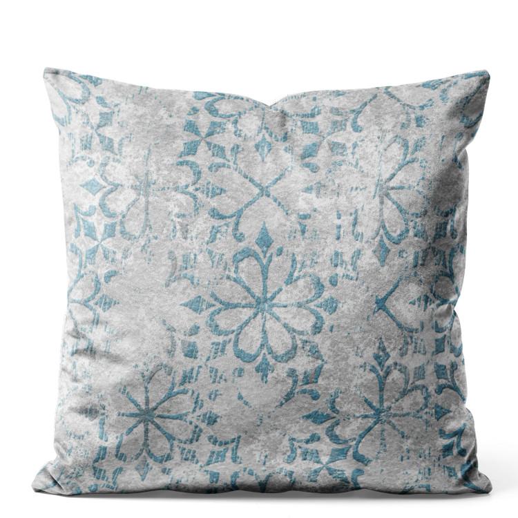 Velor Pillow Blue Ornament - Floral Pattern on Textural Gray Background
