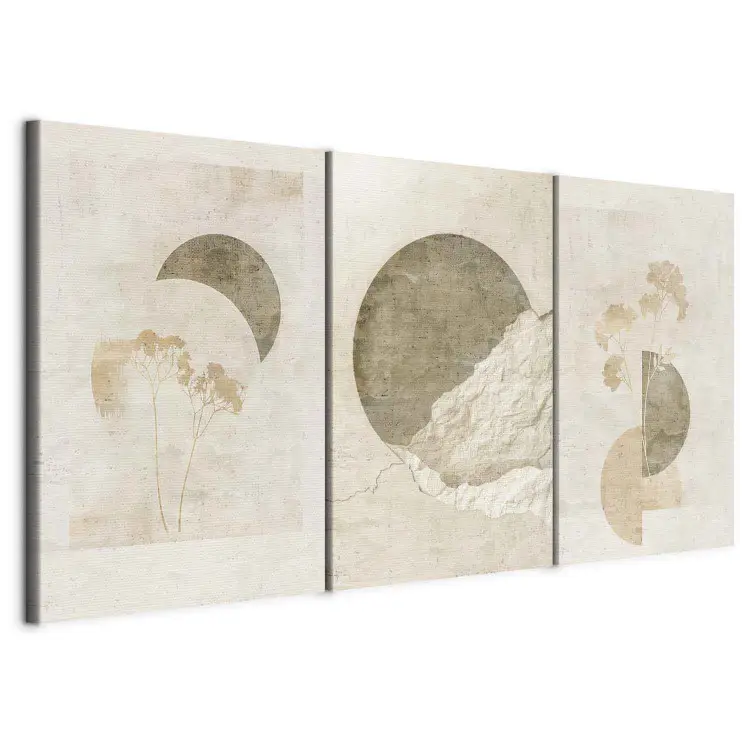 A composition of subtle tones - organic forms combined with nature