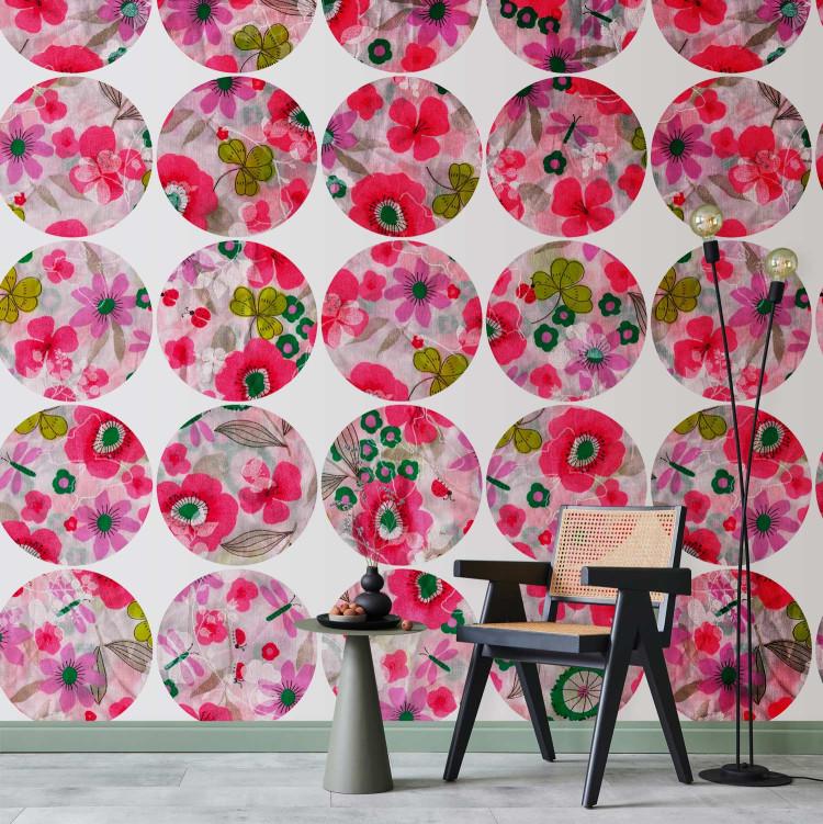 Wallpaper Pink meadow - circle