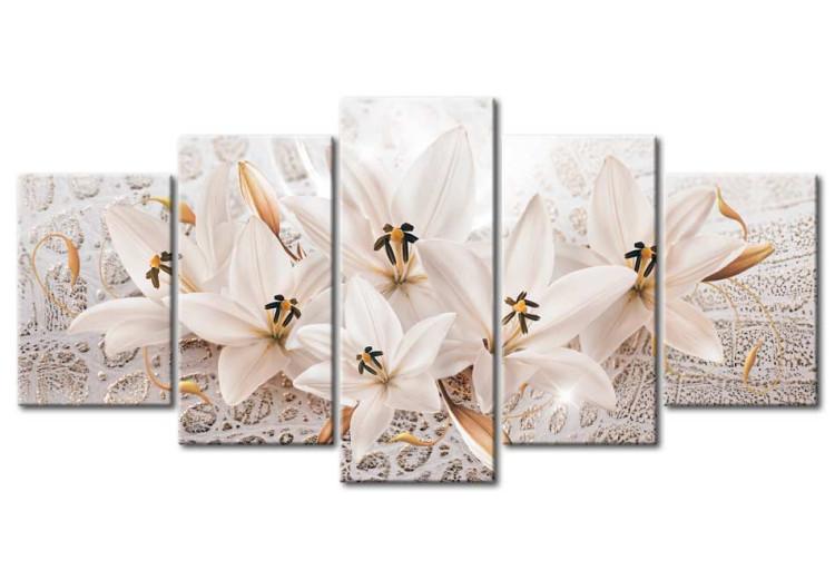 Canvas Print Treasure of Delicacy (5-piece) - Blooming Lilies on Beige Background
