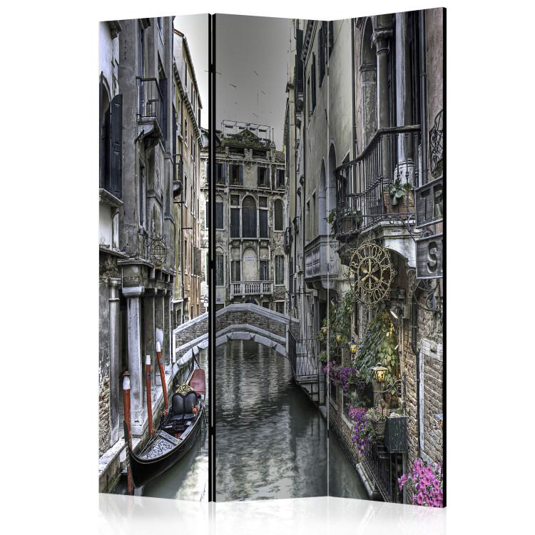 Room Divider Romantic Venice - brick architecture of a city lying on water
