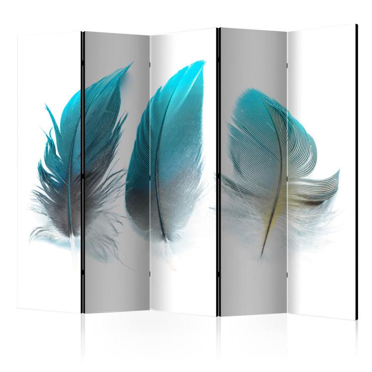 Room Divider Blue Feathers II - romantic blue feathers on light beige background