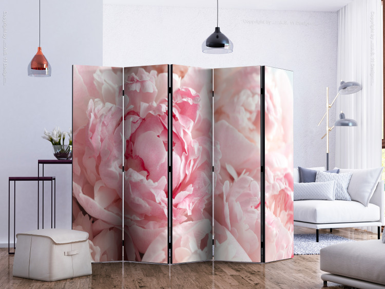 Room Divider Screen Sweet Peonies II - pink flower petals against a background of sunlight rays 118400 additionalImage 2