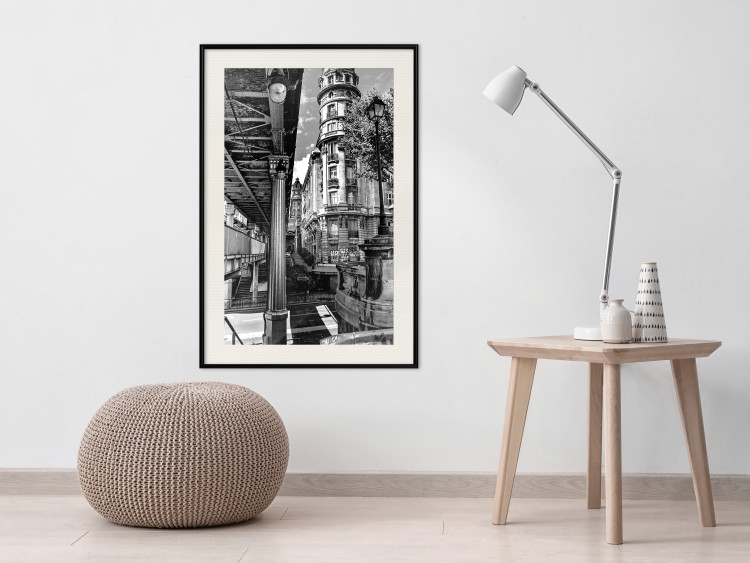 Poster View of Bir-Hakeim - black and white city architecture with columns 132300 additionalImage 24