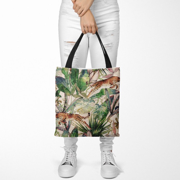 Shopping Bag Savannah parchment - tropical vegetation, cheetahs on beige background 147600 additionalImage 2