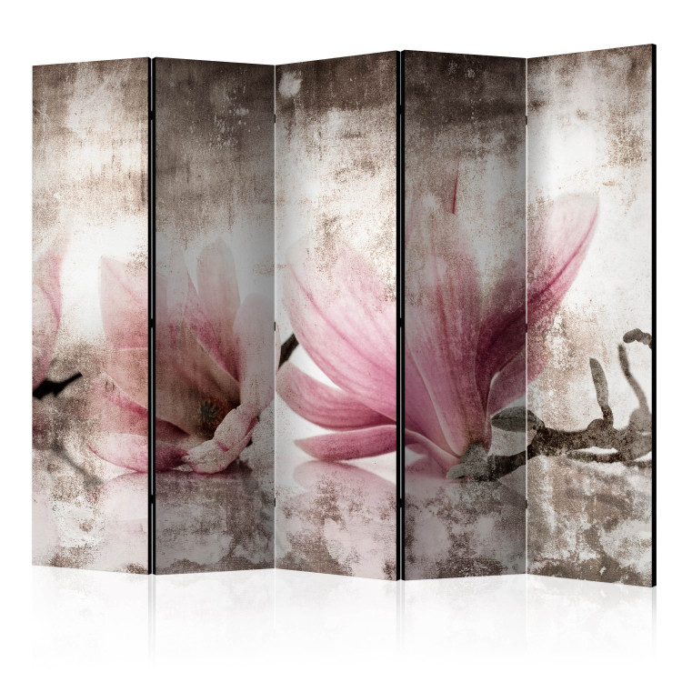 Room Divider Vintage Magnolias II (5-piece) - pink flowers and uneven background 134310