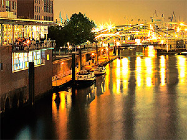 Canvas Art Print Beautifully illuminated Hamburg harbour 55510 additionalImage 2