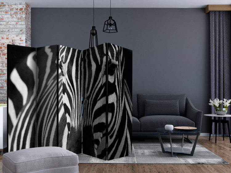 Room Divider Screen White on Black Stripes II (5-piece) - zebra in unusual frame 133320 additionalImage 4
