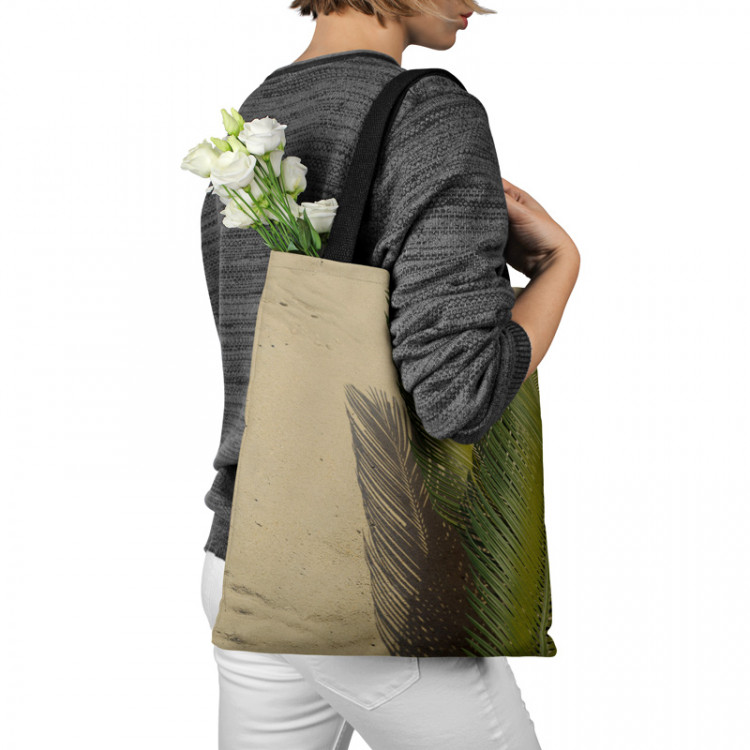 Shopping Bag Palm shade - a minimalist floral composition on a sand background 147520 additionalImage 3