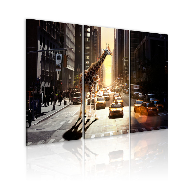 Canvas Art Print Giraffe in the big city 55720 additionalImage 2