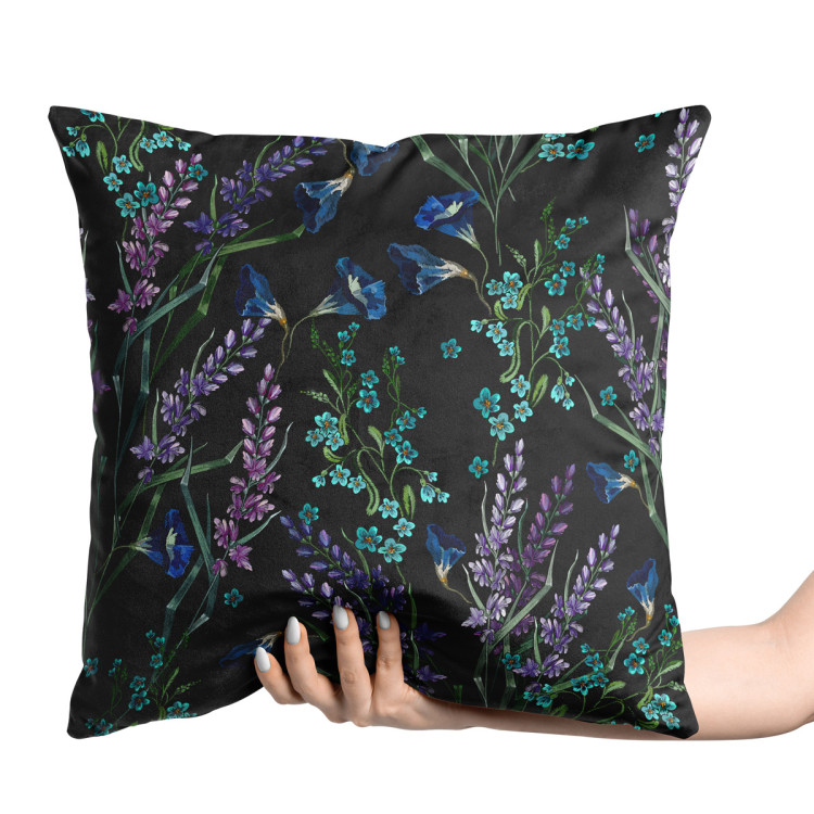 Decorative Velor Pillow Provencal night - fine floral motif on black background 147130 additionalImage 2