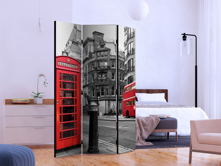 Room Divider Screen Icons of London (3-piece) - English street with architecture backdrop 124140 additionalImage 2