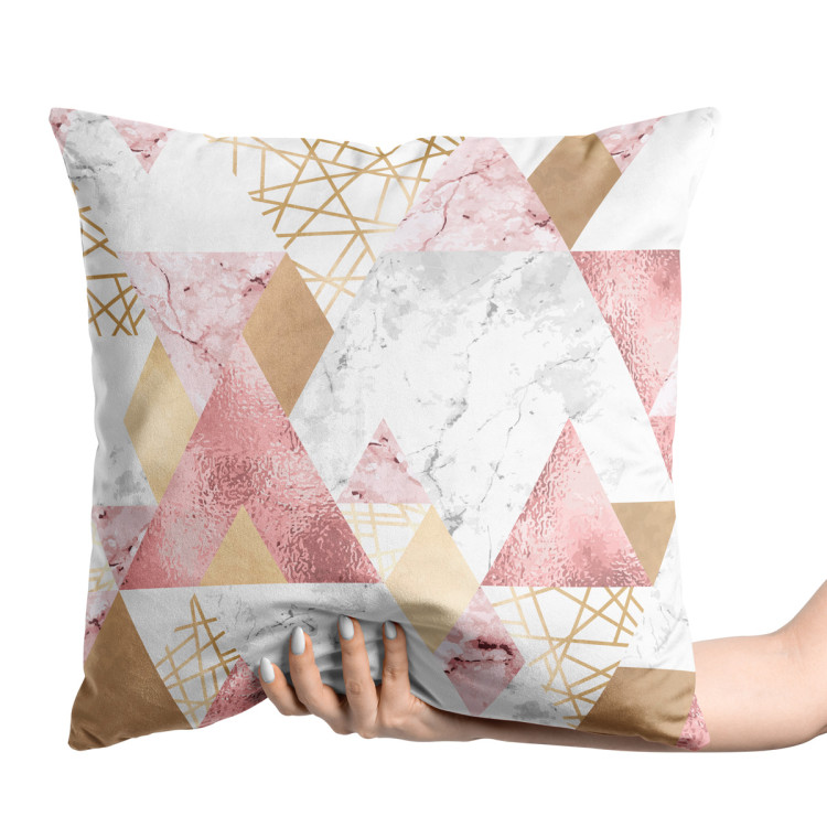 Decorative Velor Pillow Geometric patchwork - design with triangles, marble and gold pattern 147140 additionalImage 3