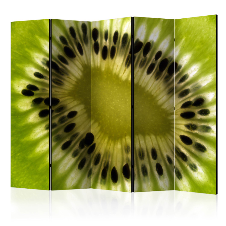 Folding Screen Fruits: Kiwi II (5-piece) - close-up on green pulp and seeds 132670