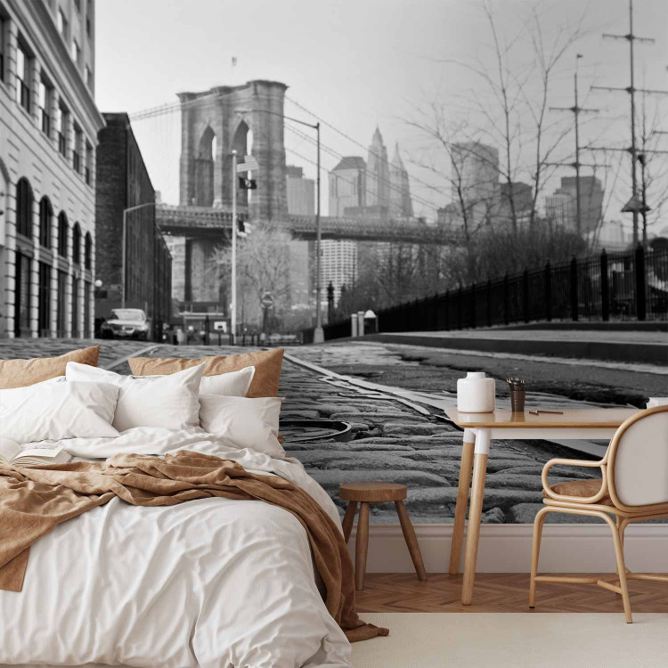 Photo Wallpaper New York in Grayscale - Architecture against the Background of the Brooklyn Bridge 61570