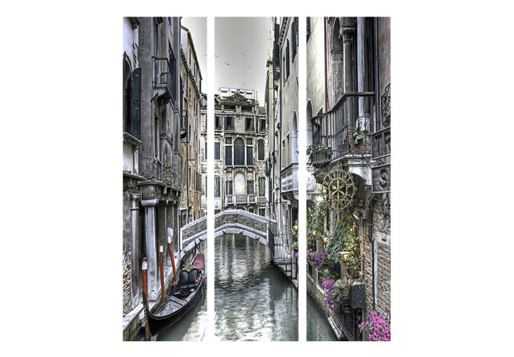 Room Divider Romantic Venice - brick architecture of a city lying on water 95270 additionalImage 3