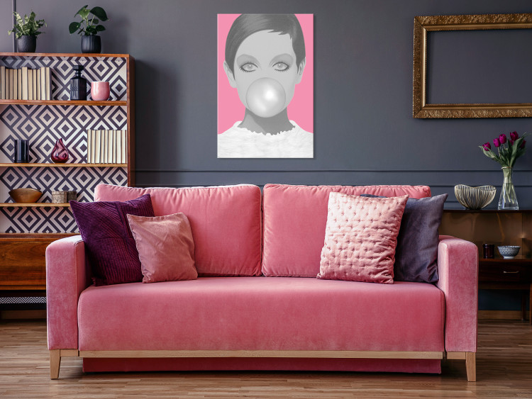 Canvas Print Bubble gum - portrait of a woman in pink and gray tones 117490 additionalImage 3