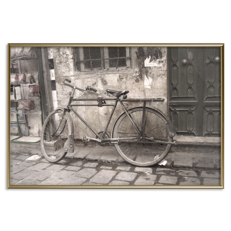 Poster Two-Wheeler - urban scene of a stone street with a vintage-style bicycle 116701 additionalImage 20
