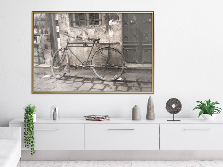 Poster Two-Wheeler - urban scene of a stone street with a vintage-style bicycle 116701 additionalImage 7