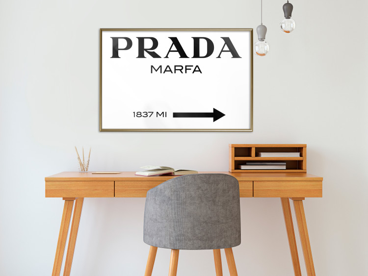 Poster Prada Marfa - black and white simple composition with texts and an arrow 116801 additionalImage 7