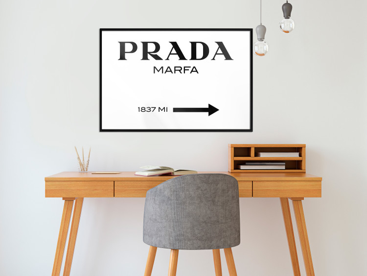 Poster Prada Marfa - black and white simple composition with texts and an arrow 116801 additionalImage 6