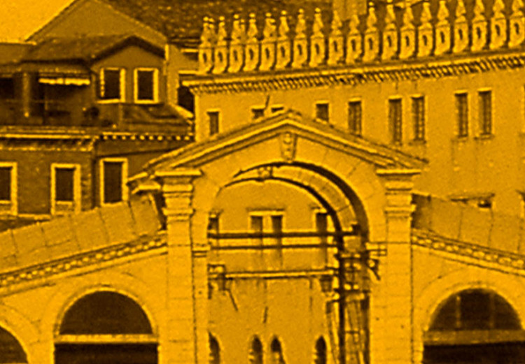 Canvas Venetian Rialto Bridge - Italian urban architecture in sepia colors 50501 additionalImage 3