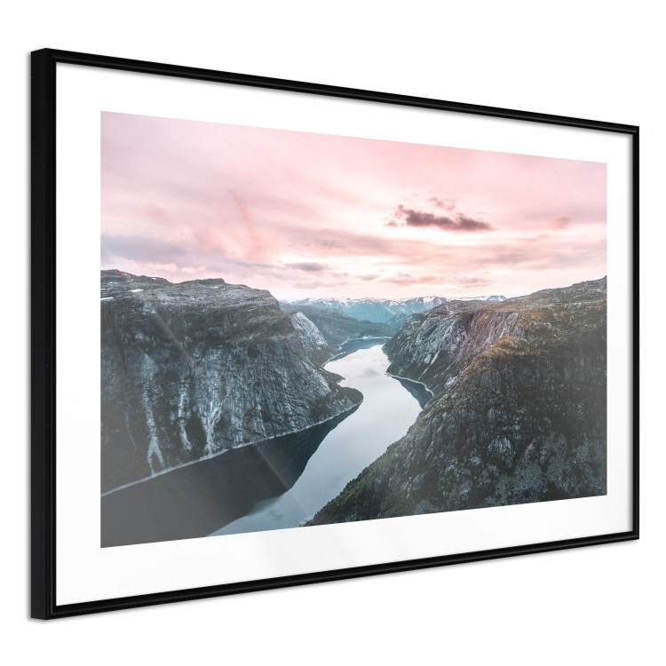 Wall Poster Lake Ringedalsvatnet - majestic landscape of mountains and pink sky 117621 additionalImage 11
