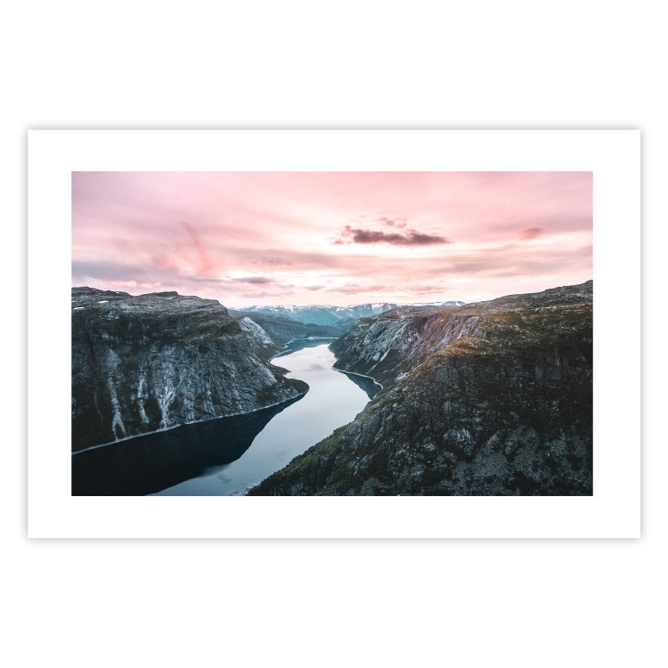 Wall Poster Lake Ringedalsvatnet - majestic landscape of mountains and pink sky 117621 additionalImage 25