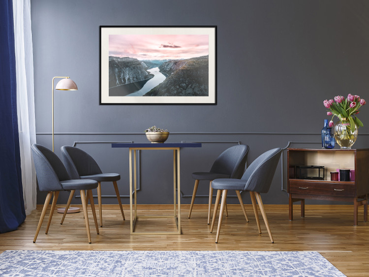 Wall Poster Lake Ringedalsvatnet - majestic landscape of mountains and pink sky 117621 additionalImage 22