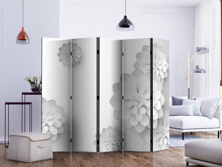 Folding Screen White Garden II - composition of white flowers with 3D illusion on a light background 133831 additionalImage 2