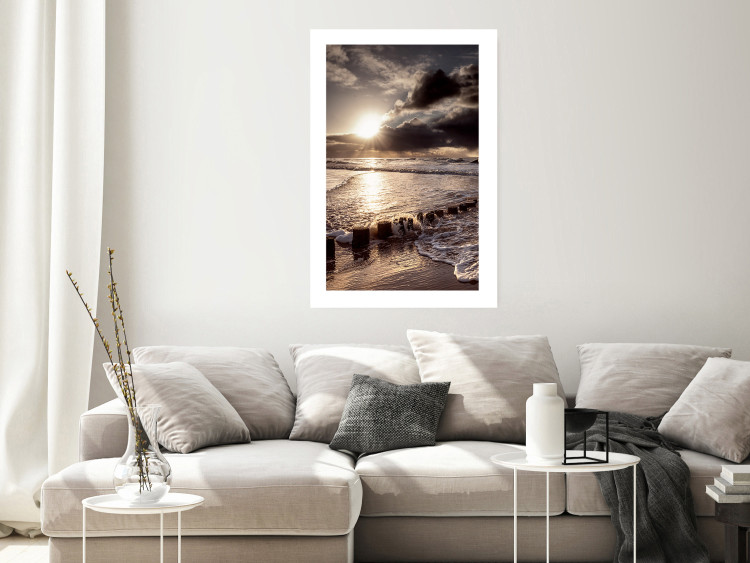 Poster Broken Passion - seascape against a setting sun 138041 additionalImage 15