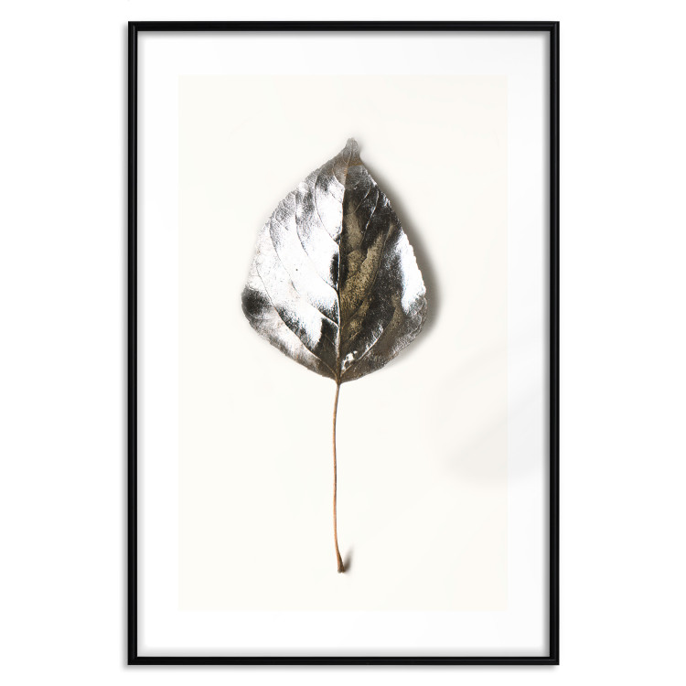Wall Poster Winter Jewel - leaf from a plant covered in silver lying on white background 124951 additionalImage 15