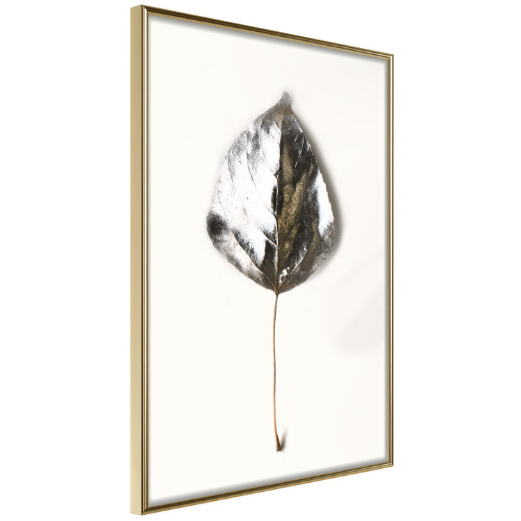 Wall Poster Winter Jewel - leaf from a plant covered in silver lying on white background 124951 additionalImage 12