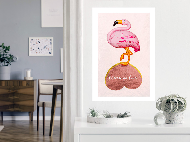 Poster Lovestruck Flamingo - pink bird and English text on a pastel background 125451 additionalImage 2