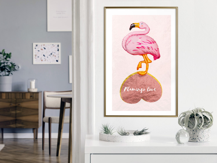 Poster Lovestruck Flamingo - pink bird and English text on a pastel background 125451 additionalImage 13