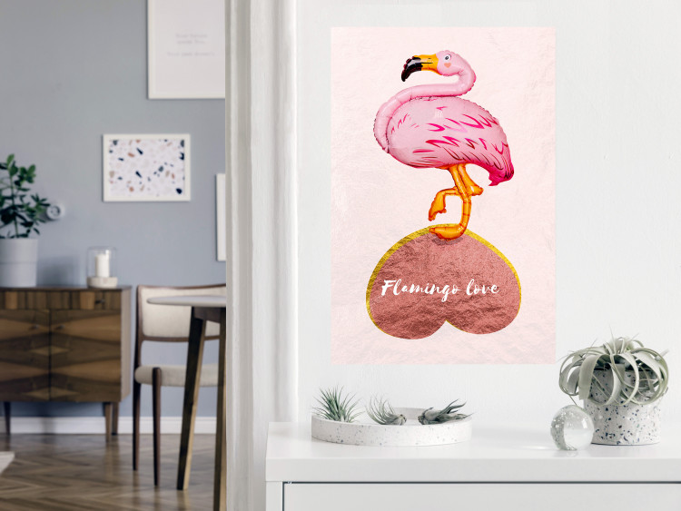 Poster Lovestruck Flamingo - pink bird and English text on a pastel background 125451 additionalImage 18