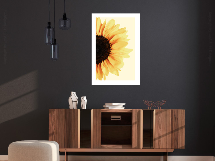 Poster Closer to the Sun - natural sunflower on a gently yellow background 135761 additionalImage 12