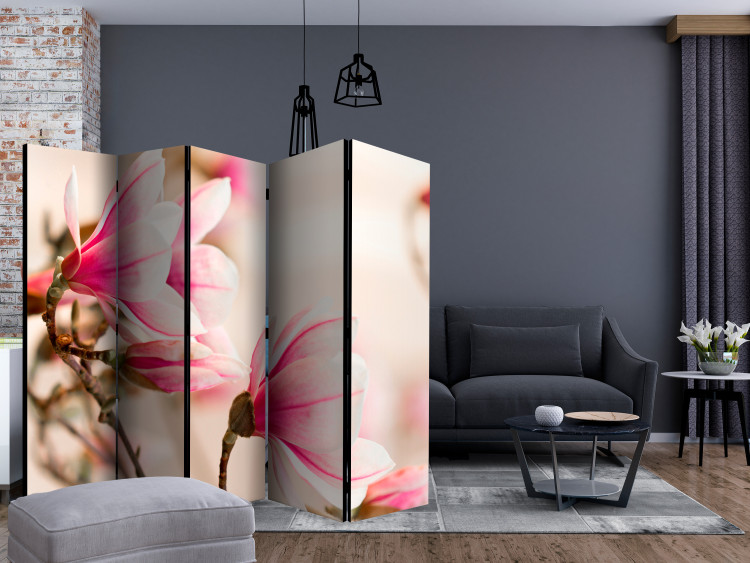 Folding Screen Branch of Magnolia Tree II (5-piece) - pink flowers on a light background 132781 additionalImage 4