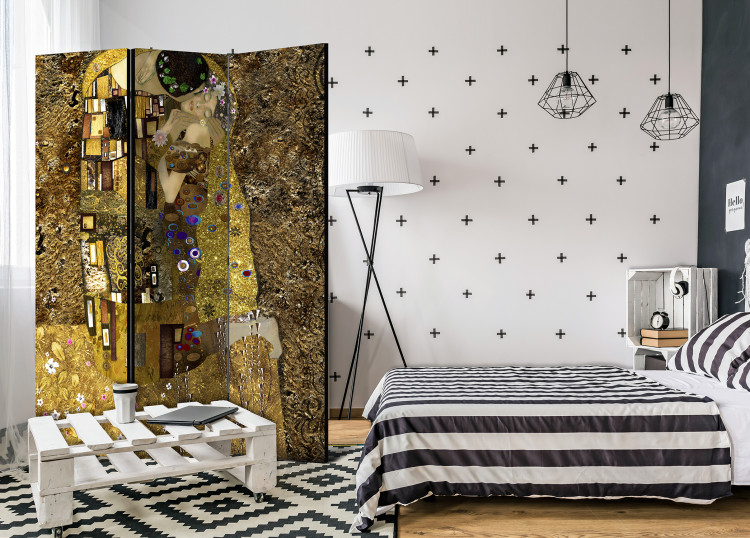 Folding Screen Golden Kiss - artistic couple silhouettes in the motif of Gustav Klimt 95681 additionalImage 4