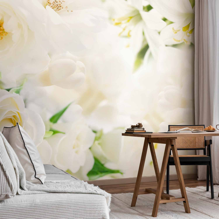 Photo Wallpaper White sigh - nature with delicate floral motif of roses and lilies 96691 additionalImage 4