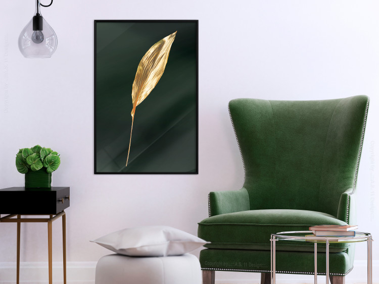 Poster Charming Leaf - golden leaf composition on a dark green background 135602 additionalImage 18