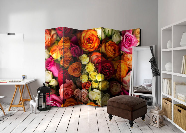 Room Divider Bouquet of Roses II - romantic landscape of colorful flowers with vivid hues 97002 additionalImage 2
