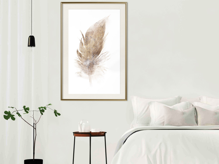 Poster Transience (Beige) - velvety feather in a single color on a white background 125232 additionalImage 21