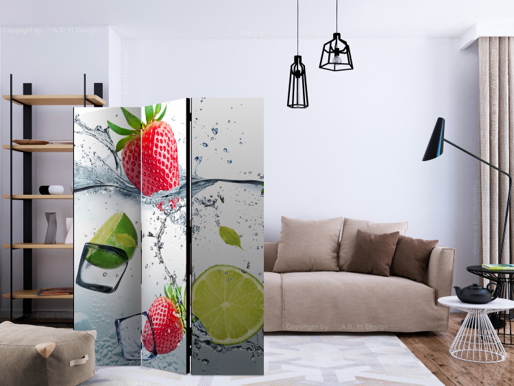Folding Screen Fruit Cocktail (3-piece) - strawberries and limes among ice cubes 133232 additionalImage 4
