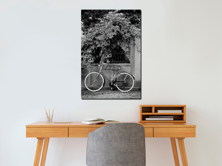 Canvas Art Print Bicycle and Flowers (1 Part) Vertical 117742 additionalImage 3